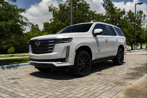 Crystal White Tricoat 2024 Cadillac Escalade Premium Luxury Platinum