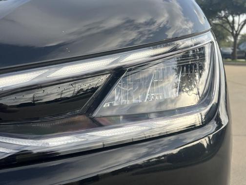 Aurora Black Pearl 2023 Kia EV6 GT-Line