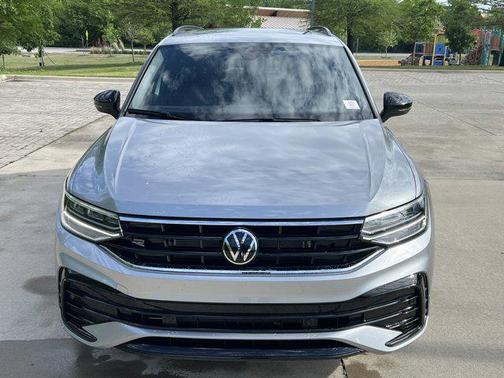 2024 Volkswagen Tiguan 2.0T SE R-Line Black 4MOTION