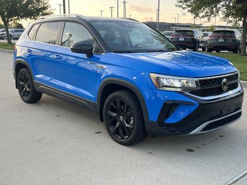 2024 Volkswagen Taos 1.5T SE