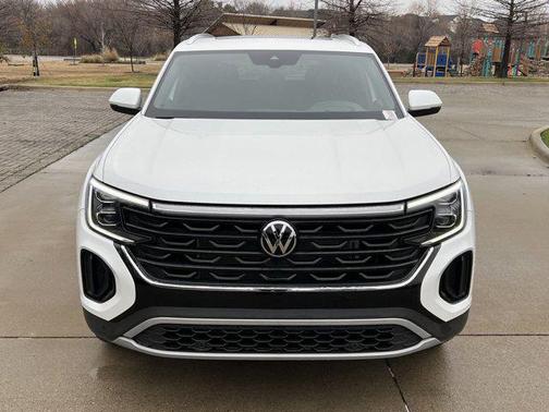 2024 Volkswagen Atlas Cross Sport 2.0T SEL