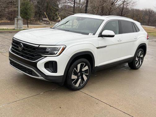 2024 Volkswagen Atlas Cross Sport 2.0T SEL