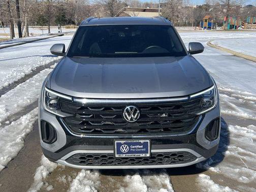 2025 Volkswagen Atlas Cross Sport 2.0T SE w/Technology