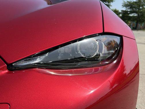 2016 Mazda MX-5 Miata Club