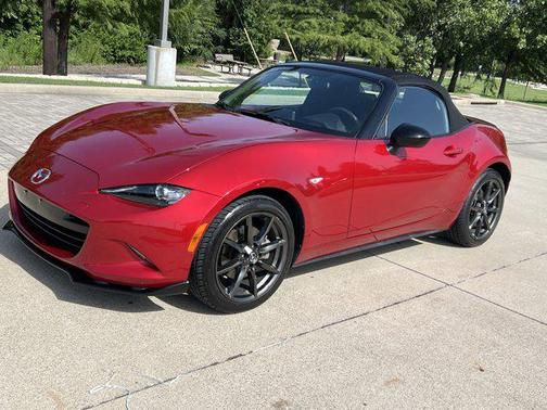 2016 Mazda MX-5 Miata Club
