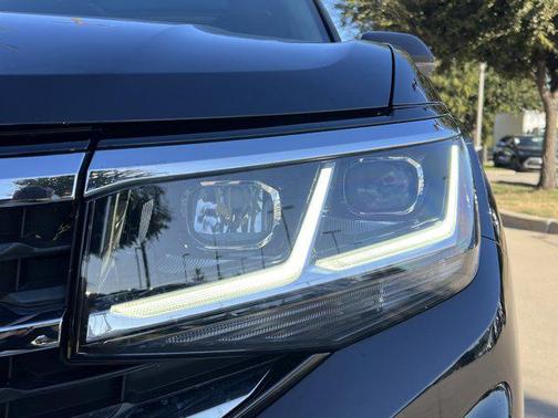 2022 Volkswagen Atlas 3.6L SEL Premium