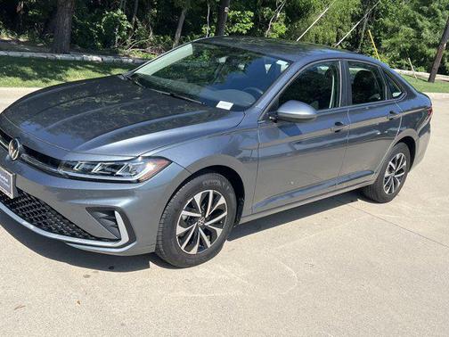 Platinum Gray Metallic 2025 Volkswagen Jetta 1.5T S