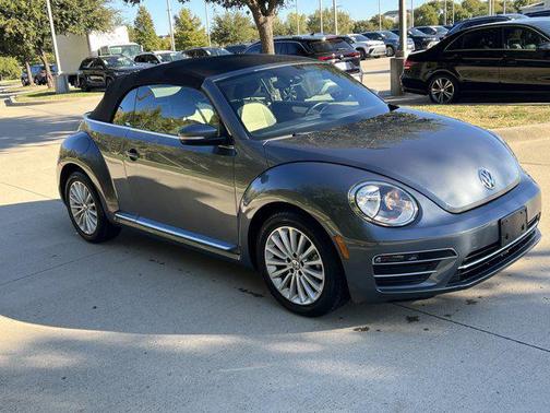 2019 Volkswagen Beetle 2.0T SE