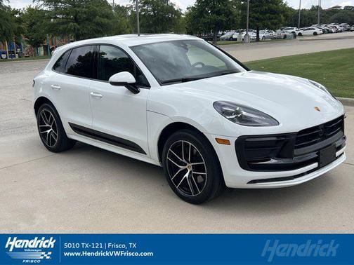2023 Porsche Macan Base
