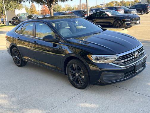 2022 Volkswagen Jetta 1.5T SE