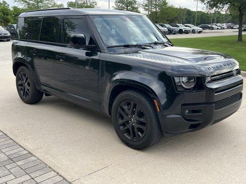 Santorini Black Metallic 2024 Land Rover Defender 110 P400 X-Dynamic SE