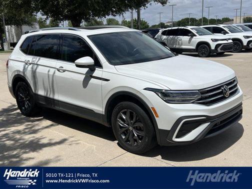 Opal White Pearl 2023 Volkswagen Tiguan 2.0T SE