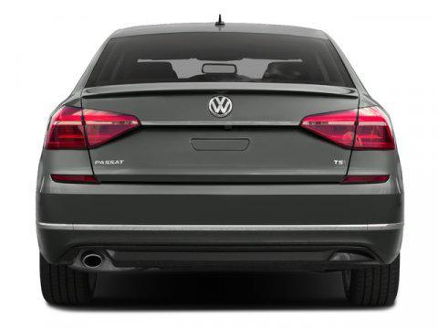2018 Volkswagen Passat 2.0T R-Line