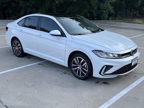 2025 Volkswagen Jetta 1.5T SE