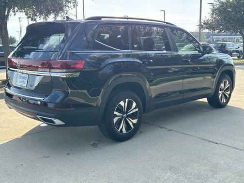 2025 Volkswagen Atlas 2.0T SE