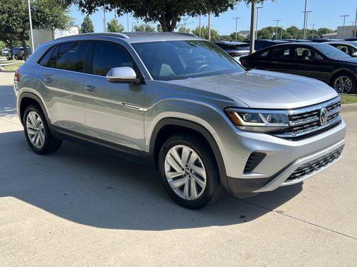 2022 Volkswagen Atlas Cross Sport 3.6L V6 SE w/Technology