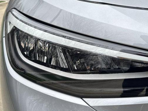 2025 Volkswagen ID.4 Pro