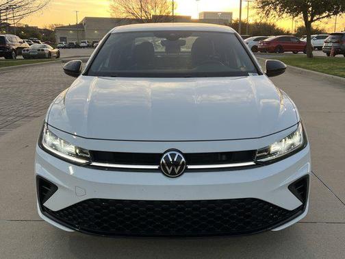 Pure White 2025 Volkswagen Jetta 1.5T Sport