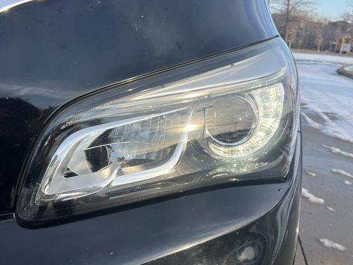 2015 INFINITI QX80 Base