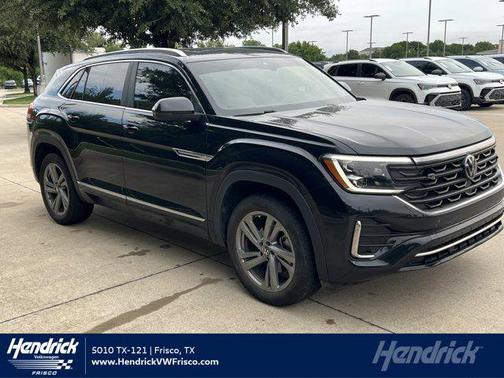Deep Black Pearl 2024 Volkswagen Atlas Cross Sport 2.0T SEL