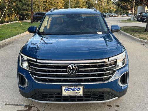 2025 Volkswagen Atlas 2.0T SE