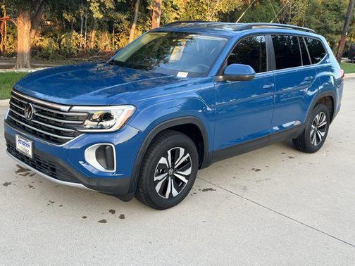 2025 Volkswagen Atlas 2.0T SE