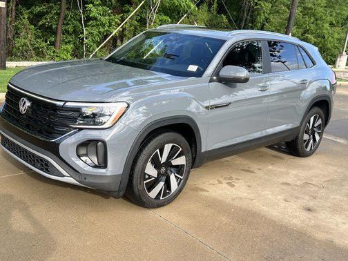 2024 Volkswagen Atlas Cross Sport 2.0T SE w/Technology 4MOTION