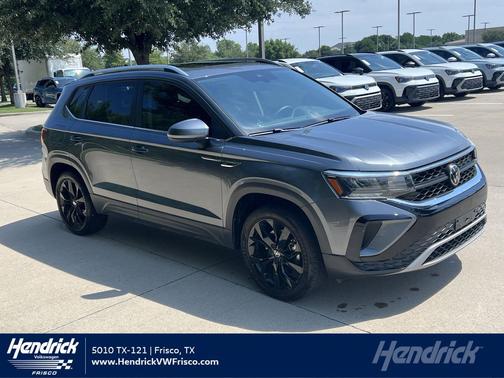 Platinum Gray Metallic 2023 Volkswagen Taos 1.5T SE