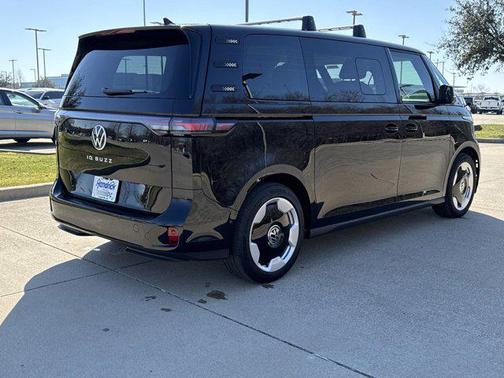 2025 Volkswagen ID. Buzz Pro S Plus