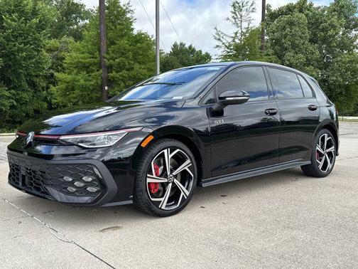 2026 Volkswagen Golf GTI 2.0T SE DSG