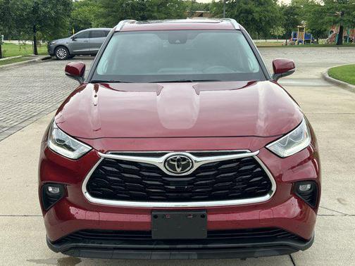 2022 Toyota Highlander Limited