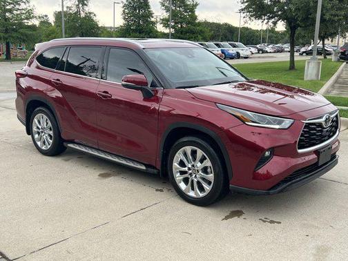 2022 Toyota Highlander Limited