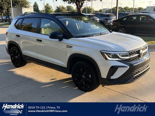 2024 Volkswagen Taos 1.5T SE Black