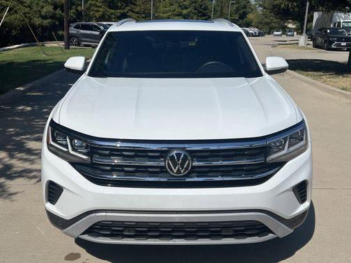 2022 Volkswagen Atlas Cross Sport 3.6L V6 SE w/Technology