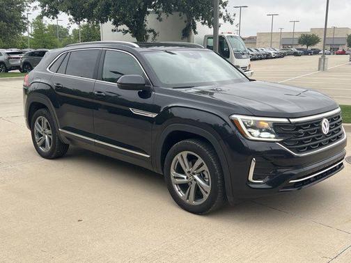 2024 Volkswagen Atlas Cross Sport 2.0T SEL