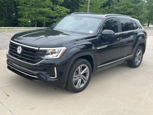 2024 Volkswagen Atlas Cross Sport 2.0T SEL