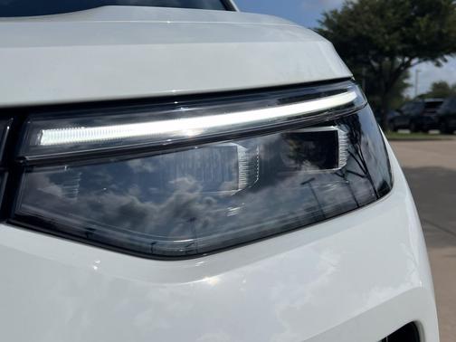 pure white 2026 Volkswagen Tiguan 2.0T S