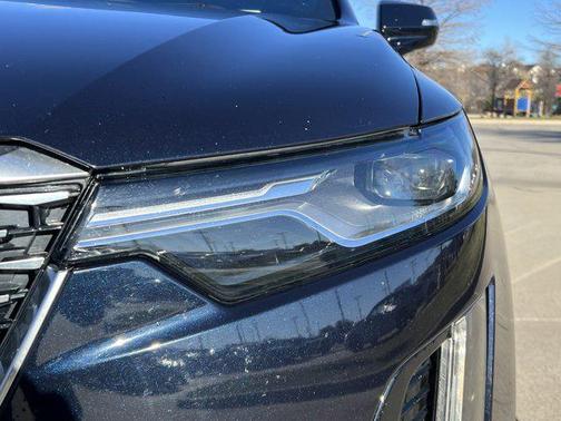 2022 Cadillac XT6 Premium Luxury FWD