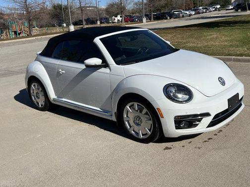 2019 Volkswagen Beetle 2.0T SE