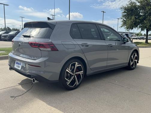 moonstone gray 2026 Volkswagen Golf GTI 2.0T SE DSG