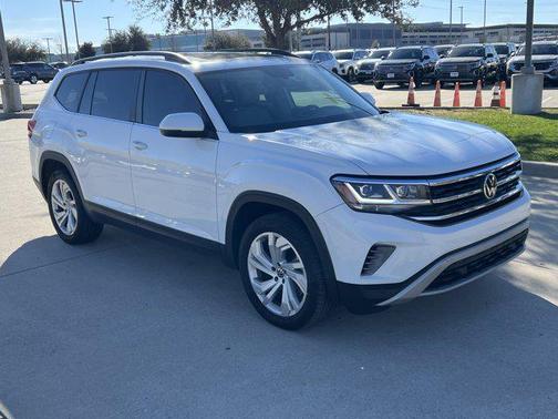2023 Volkswagen Atlas 3.6L SE w/Technology