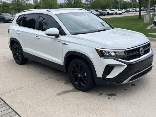 2023 Volkswagen Taos 1.5T SE