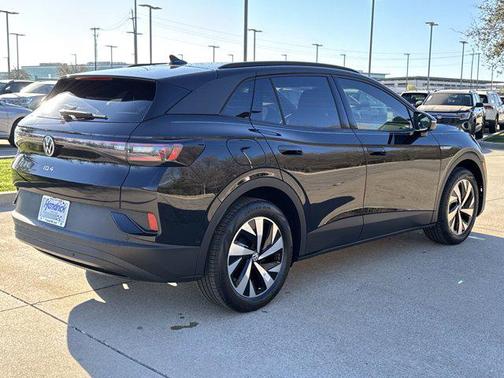 2025 Volkswagen ID.4 Pro