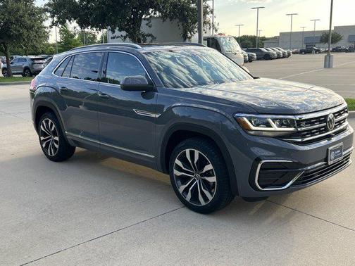 2022 Volkswagen Atlas Cross Sport 3.6L V6 SEL Premium R-Line
