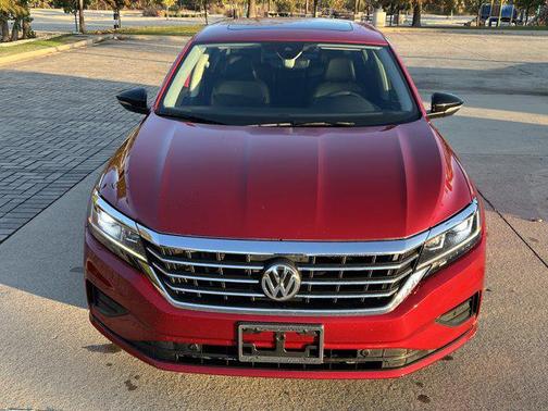 2022 Volkswagen Passat 2.0T Limited Edition