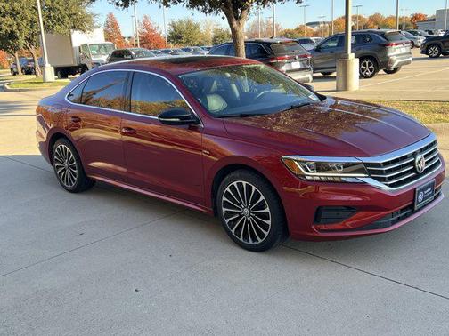 2022 Volkswagen Passat 2.0T Limited Edition