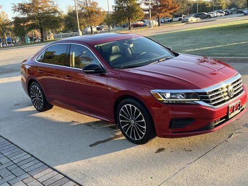 2022 Volkswagen Passat 2.0T Limited Edition