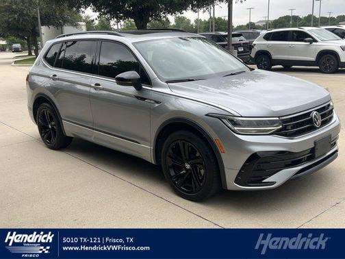 Pyrite Silver Metallic 2023 Volkswagen Tiguan 2.0T SE R-Line Black
