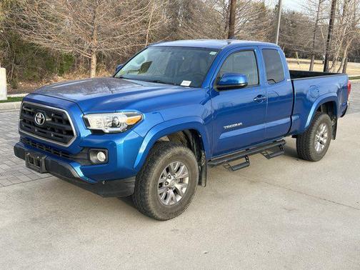 2016 Toyota Tacoma SR5