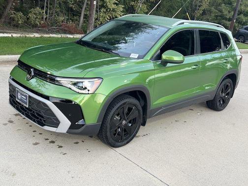 2025 Volkswagen Taos 1.5T SE